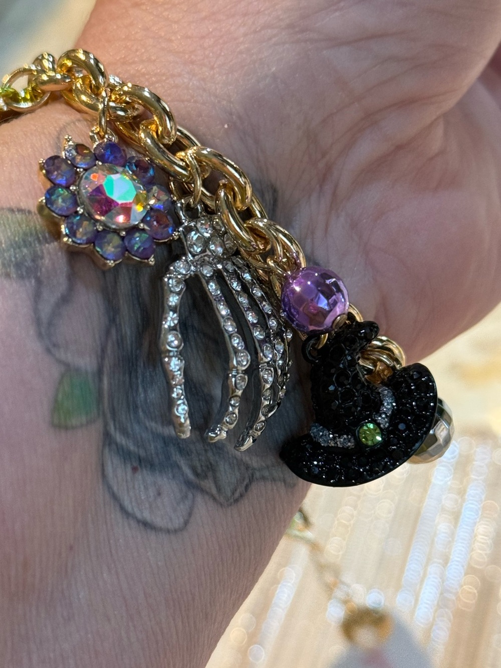 NEW Betsey Johnson Halloween CHARM BRACELET (Spider, Pumpkin, Spiderweb, Candy) - Picture 10 of 11